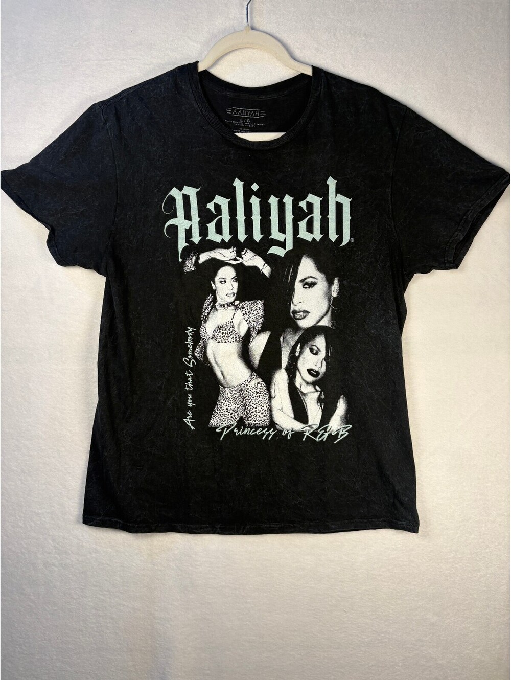 Aaliyah Graphic T-Shirt Mens L Black Acid Wash Princess of R&B Rap Tee